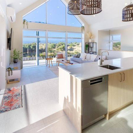 כרייסטצ'רץ' Luxury Beachside Living Elegant 3-Bedroom Haven מראה חיצוני תמונה
